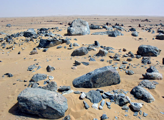 Chephren's Quarry with typical boulder extraction area and a statue blank in the foreground