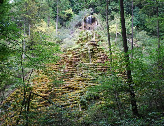 "The Devil's Church": Calcareous tufa quarry with traditions from the Middle Ages at Zell in Switzerland