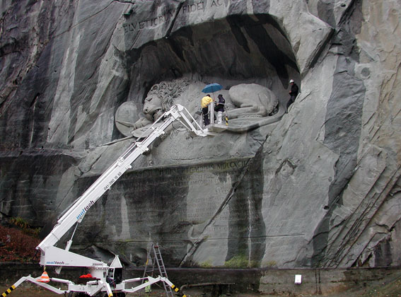 Recording damages at the Lion Monument in Lucerne, Switzerland