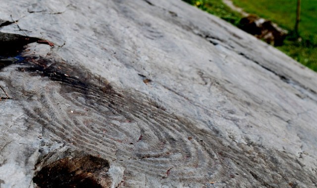 Bardal geometric rock art