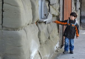 Krauchthal: Heavy weathering of sandstone ashlars Krauchthal: Heavy weathering of sandstone ashlars