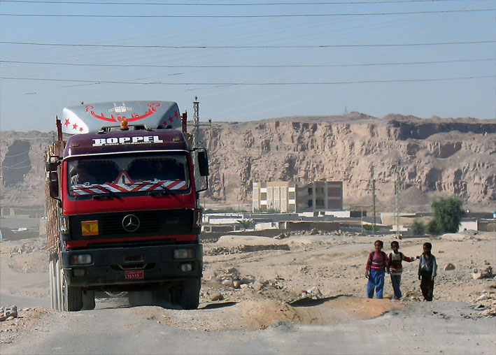 Wadi Abu Subeira - a zone of heavy industry. Photo: Per Storemyr