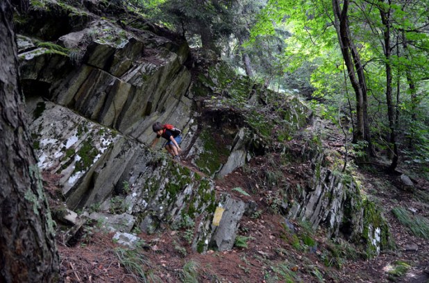 Climbing an old little slate quarry by Bondo in Bergell. This quarry, in the gneiss of the southern Alps, must have provided stone four houses in nearby Bondo and Promontogno. Photo: Per Storemyr