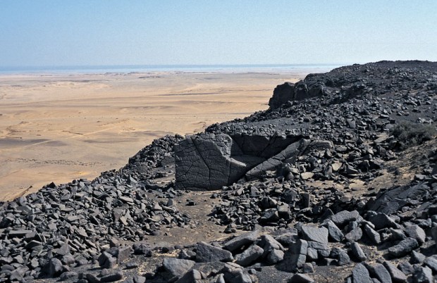 One of the fine Old Kingdom basalt quarries at Widan el-Faras in 2001. Read more to see how it looked like in 2006... Photo: Per Storemyr