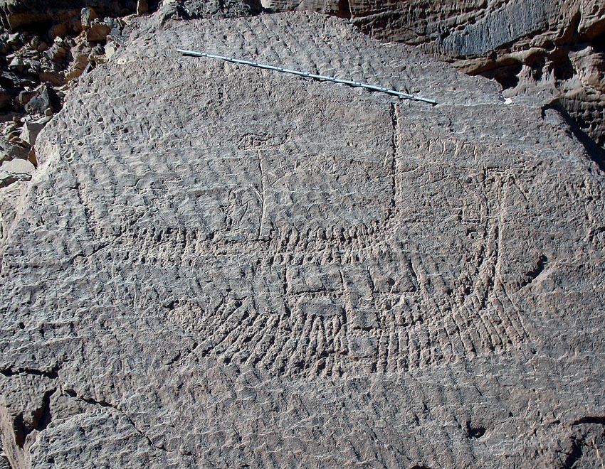 Exceptional rock art at Gharb Aswan: On the upper boat is the earliest depiction of a king in Ancient Egypt (Dynasty 0). Photo: Per Storemyr