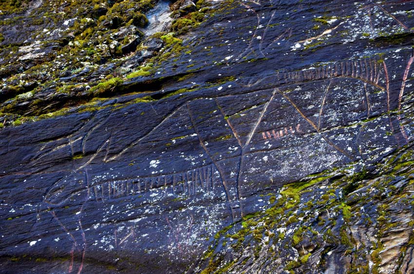 Norway: Stone Age reindeer rock art at the Hell(!) site near Trondheim. Photo: Per Storemyr.