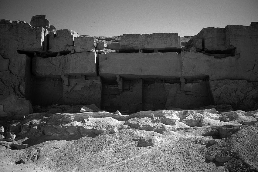 Horizontal slots undercutting large limestone blocks in the New Kingdom Sultan Pasha quarry near el-Minya. Photo by JAMES HARRELL.