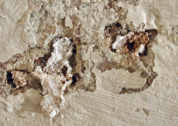 Porous “crusts” of salt: A growing mass of salt, including whiskers and needles, has lifted and destroyed lime plaster and limewash. Archbishop’s Palace, Trondheim, Norway. Width of image c. 3 cm. Photo by Per Storemyr