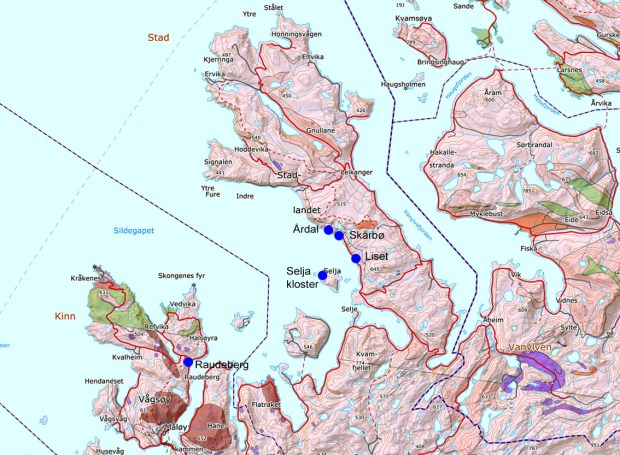 Geologien omkring Selja og stder nevnt i artikkelen (rose er gneis, fiolett er olivinstein, brunt er mangerittsyenitt, grønt er amfibolitt og glimerskifer)