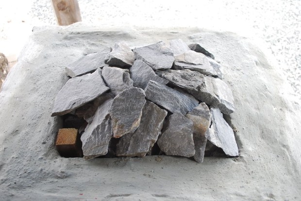 Dekking av «domen» med marmorplater