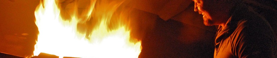 Bent Morten Steinsland er fornøyd med temperaturen i Vesleovnen.