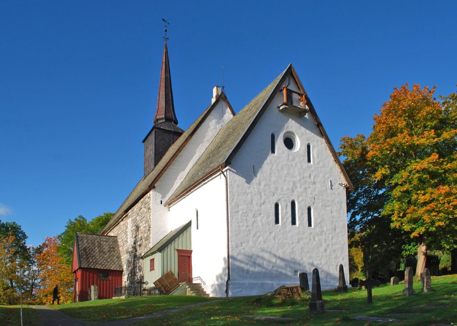 Tingvoll kirke på Nordmøre: Foto: Per Storemyr