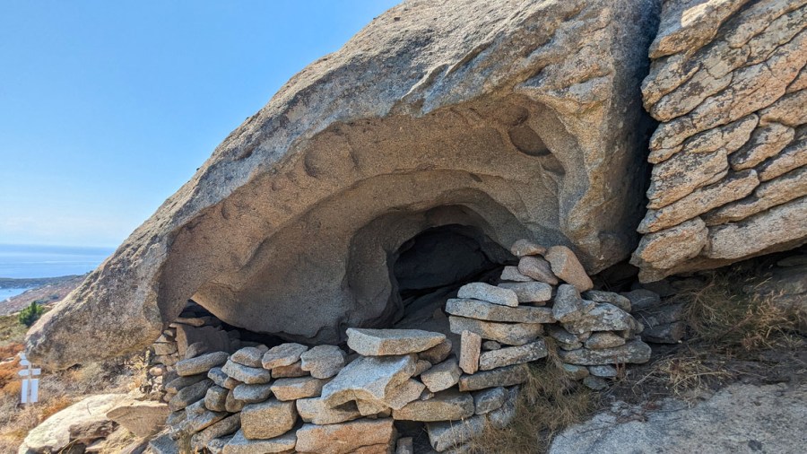 An entrance through a tafoni "portal" to Capanna de Marco. Photo by Per Storemyr