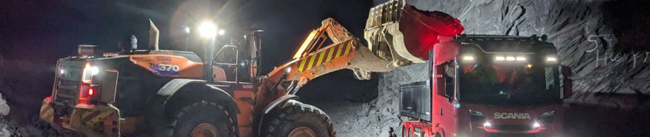 Lasting av «typestein», den beste råstoffkvaliteten på -146 m i Dalen gruver. Foto: PS